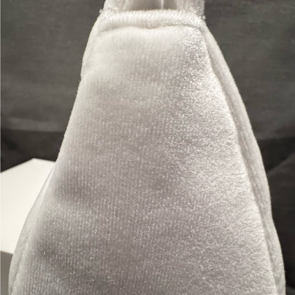 Dior White Cosmetic Bag - Picture 4 of 7